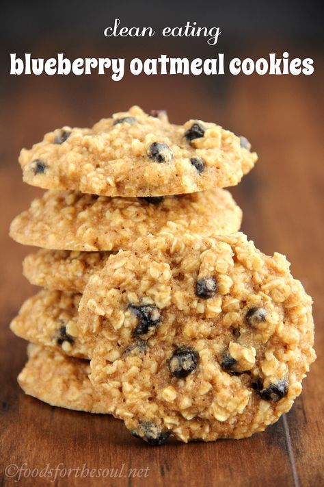 Clean-Eating Blueberry Oatmeal Cookies -- these skinny cookies don't taste healthy at all! You'll never need another oatmeal cookie recipe again! Blueberry Oatmeal Cookies, Oatmeal Cookie Recipe, Weight Watcher Desserts, Blueberry Oatmeal, Low Carb Dessert, Oatmeal Cookie, Oatmeal Cookie Recipes, Healthy Sweets, Oatmeal Cookies