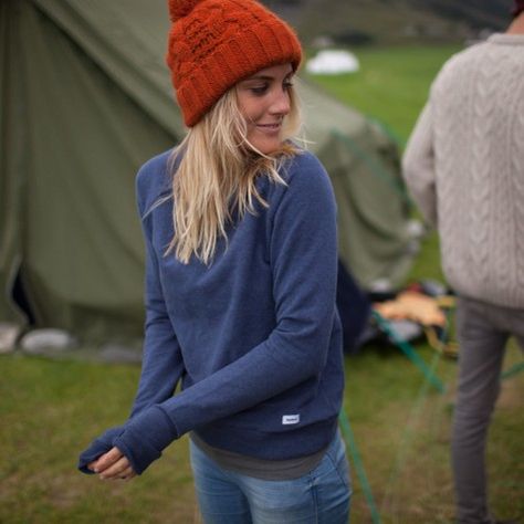 Camping Outfits For Women Winter, Winter Camping Outfits, Camping Outfits For Women, Outdoorsy Style, Camping Style, Camping Checklist, Winter Camping, Camping Outfits, Organic Cotton Clothing