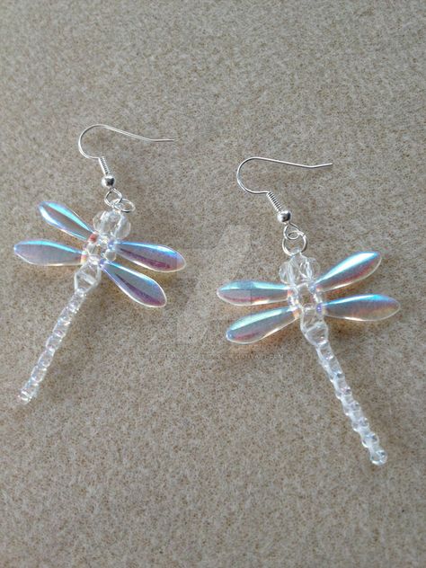 Beaded Dragonfly, Wire Wrapped Jewelry Diy, Dragonfly Jewelry, Dragonfly Earrings, Earrings Inspiration, Homemade Jewelry, Handmade Wire Jewelry, Beaded Jewelry Patterns, Handmade Jewelry Diy