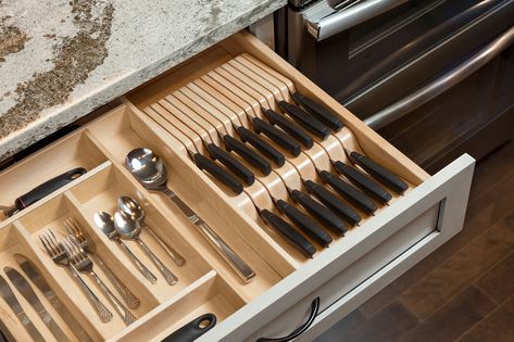 Looking sharp 😎 Create the ultimate in-drawer organization system with the graceful contours of the Wave Knife Block from Häfele. #kitchenstorage #kitchenorganization #drawerstorage #kitchendrawers #kitchendesign Knife Stand Kitchen, Utensil Tray, Kitchen Counter Organization, Knife Organization, Kitchen Storage Hacks, Utensil Drawer, Drawer Organization, Drawer Inserts, Knife Storage