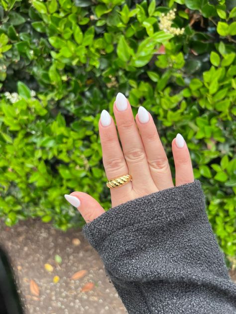 Short Pointed Nails, Simple Stiletto Nails, Short Stiletto Nails, White Stiletto Nails, Stiletto Nails Short, Short Stiletto, Sitting Together, Small Nails, Nails Trend