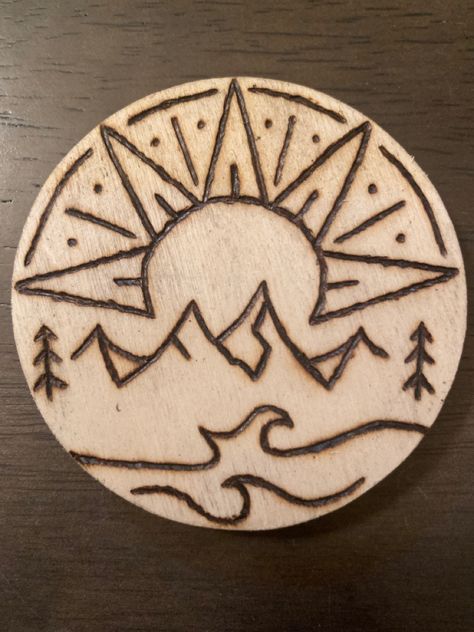 Sunny forrest wood burning idea Wood Burned Flowers Simple, Wood Burning Art For Beginners Pyrography Patterns, Easy Wood Engraving Ideas, Wood Burn Tree, Designs For Wood Burning, Easy Woodburning Ideas Diy Gifts, Wood Burning Inspiration, Wood Burning Drawings, Wood Burn Coasters Diy