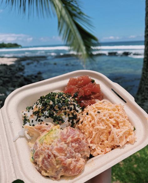 Poke Bowls are a MUST when you visit Hawaii. Poke bowl from Da Poke Shack by @girl_with_a_fork on IG Hawaii Poke Bowl Aesthetic, Hawaii Poke Bowl, Poke Bowl Hawaii, Dinner In Hawaii, Beach Food Ideas, Poke Hawaii, Hawaii Poke, Hawaii Dinner, Food In Hawaii