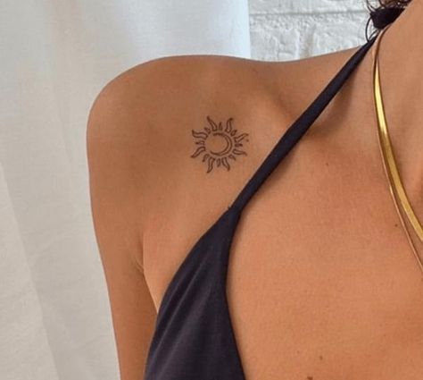 Sunshine Behind Ear Tattoo, Sun Tattoo Placement For Women, Sicilian Sun Tattoo, Modest Tattoo Placement, Blue Sun Tattoo, Sun Tattoo Placement Ideas, Sun Back Tattoo Women, Sun On Shoulder Tattoo, Tattoo Ideas Female Collar Bone