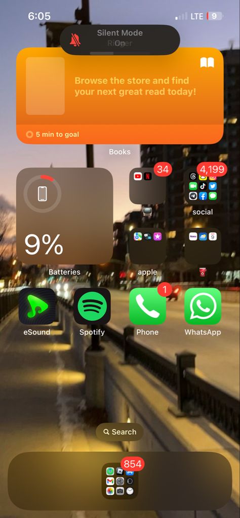 ios homescreen , ios 17 , iphone 13 homescreen layout Iphone 13 Homescreen Layout, Iphone 13 Homescreen, Homescreen Idea, Iphone Layouts, Ipad Organizer, Ios Homescreen, Phone Decoration, Ios 17, Iphone Home Screen Layout