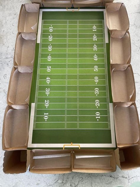 Football Stadium Snack Display Easy, Football Field Food Display, Diy Football Stadium Snack Display, Diy Stadium Snack Display, Superbowl Stadium Snack Tray, Stadium Food Display, Football Stadium Snack Display, Football Snack Stadium, Snack Stadium Diy