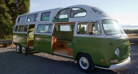 Old Vw Bus, Vw Kampeerwagens, Kombi Trailer, Vw Bus Interior, T3 Vw, Kombi Motorhome, Van Vw, Volkswagen Beetles, Bus Interior