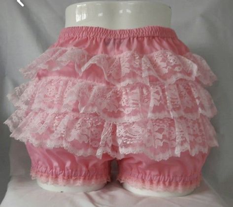 Frilly Bloomers, Bloomers Outfit, Pink Bloomers, Frilly Knickers, Hot Halloween Outfits, Bloomers Shorts, Eclectic Fashion, Sweet Lolita, Pretty Lingerie