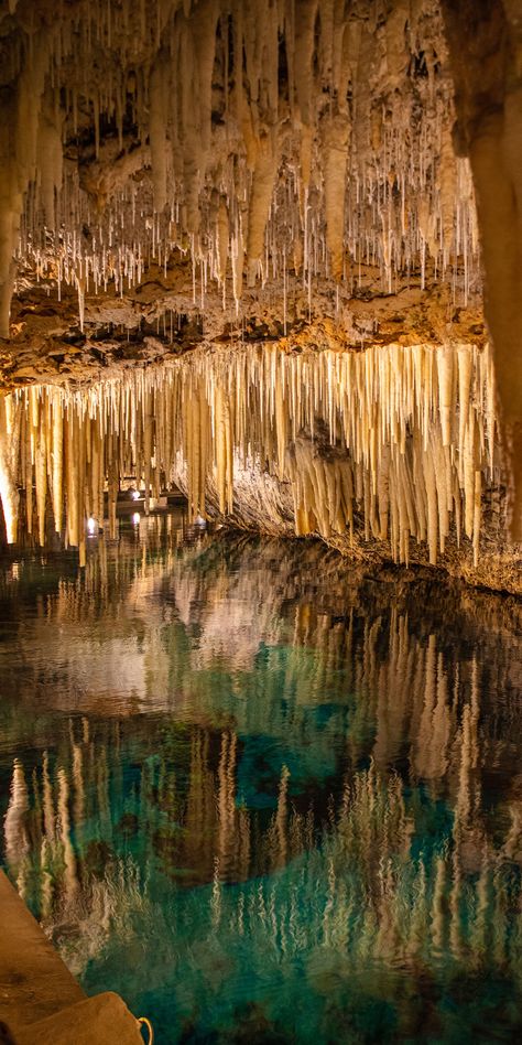 Nature, Kings Wharf Bermuda, Crystal Caves, Limestone Caves, Royal Caribbean Cruises, Underground Caves, Matka Natura, Globe Art, Crystal Cave