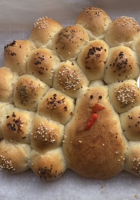 Turkey Shaped Dinner Rolls Turkey Bread Loaf, Turkey Rolls For Kids, Butternut Squash Dinner Rolls, Dinner Rolls Shaped Like Turkey, Sourdough Turkey Rolls, Rolls Thanksgiving Dinner, Rolls Shaped Like Turkeys, Turkey Shaped Bread Thanksgiving, Turkey Cinnamon Rolls Thanksgiving