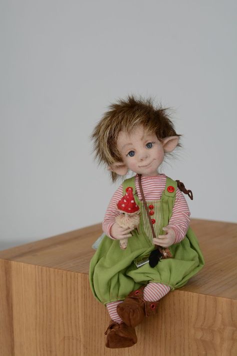 Christmas Elf Doll, Christmas Sewing Projects, Fairy Art Dolls, Elf Doll, Fantasy Doll, Fairies Elves, Troll Dolls, Christmas Sewing, Fairy Art