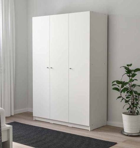 5 IKEA-Style Murphy Beds (+ DIY Model w. IKEA Parts) – GoDownsize.com Cheap Murphy Bed, Murphy Bed Couch, Bed Design Images, Ikea Style, Build A Murphy Bed, Ikea Apartments, Best Murphy Bed, Murphy Bed Ikea, Ikea Closet