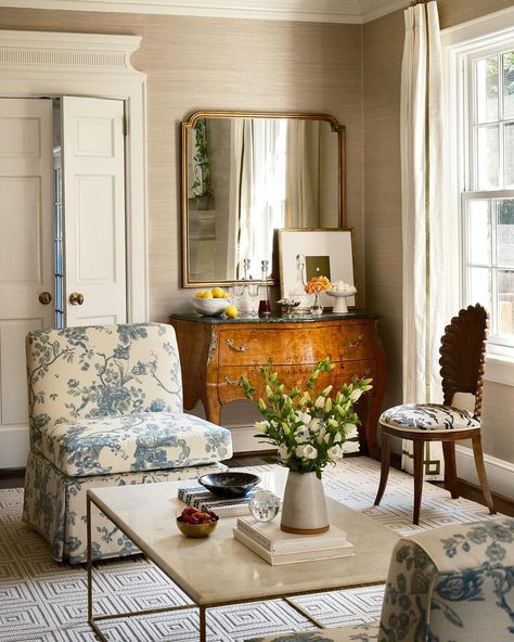 This room looks so cozy and perfect for these cold winter days❄️The warm taupe textured grasscloth and French commode pair beautifully with… | Instagram Dueling Couches Living Rooms, French Living Room Design, Dallas Apartment, French Living Rooms, Room Looks, Colorful Interior, Coastal Elegance, Warm Taupe, Waverly Place