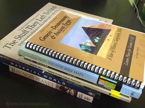 Tracy's Treasury: Comparing Simply Charlotte Mason History with Mystery of History Charlotte Mason Homeschool, Bible Mapping, Homeschool Projects, History Curriculum, African Traditions, Homeschool Inspiration, Homeschool History, Mystery Of History, Charlotte Mason