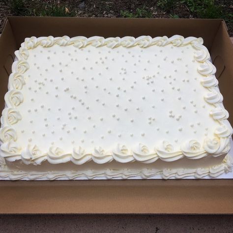 Sheet Wedding Cake, Costco Wedding Cakes, Costco Wedding, Costco Sheet Cake, White Sheet Cakes, Sheet Cakes Decorated, Baby Shower Sheet Cakes, Square Cake Design, Full Sheet Cake