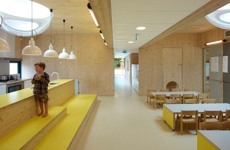 Kindergarten Interior, Preschool Designs, Daycare Design, Kindergarten Design, Kitchen Design Color, School Interior, Interior Design School, School Cafeteria, Design Del Prodotto