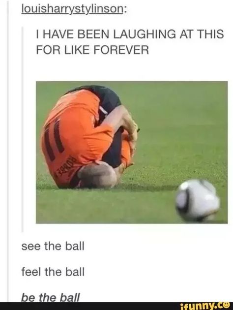 Funny Soccer Memes, Sports Joke, Soccer Jokes, Football Jokes, Funny Sports Pictures, Funny Sports Memes, Soccer Memes, Soccer Funny, Sports Memes