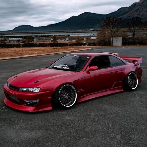 Nissan Silvia S14 ⚡  @k_s14.s2 📸: @smugness_ism #jdm #supercars #silvia #nissan #iconiccars #car #cars Daydream Aesthetic, S15 Nissan, S14 Silvia, Nissan S14, S13 Silvia, Nissan Silvia S15, Nissan S13, Silvia S13, Silvia S15