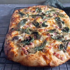 Roman Pinsa Pizza - An Italian in my Kitchen No Knead Pizza Dough, Easy Pizza Crust, Pizza Bread Recipe, Delicious Pizza Recipes, Italian Pizza Recipe, Fresh Tomato Recipes, Best Italian Recipes, Flatbread Pizza, Italian Pizza