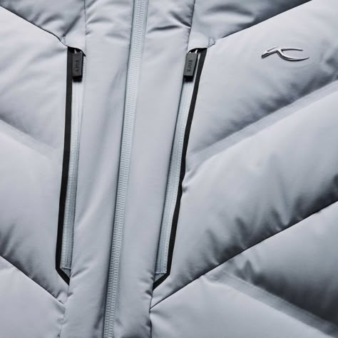 Sophisticated design meets high-performance function. Premium down insulation make this beautifully detailed jacket extremely warm, as well. Ski Lifestyle, Ski Clothing, Snow Wear, Warm Pants, Golf Apparel, Wool Shirt, Ventilation System, Clothing Details, Lifestyle Clothing