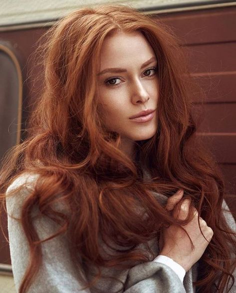 Hot For Ginger on Twitter: "Today's #GingerOfTheDay!… " Cabello Hair, Natural Red Hair, Red Haired Beauty, Ginger Hair Color, Red Hair Woman, Natural Redhead, Beautiful Red Hair, Long Red Hair, Redhead Beauty