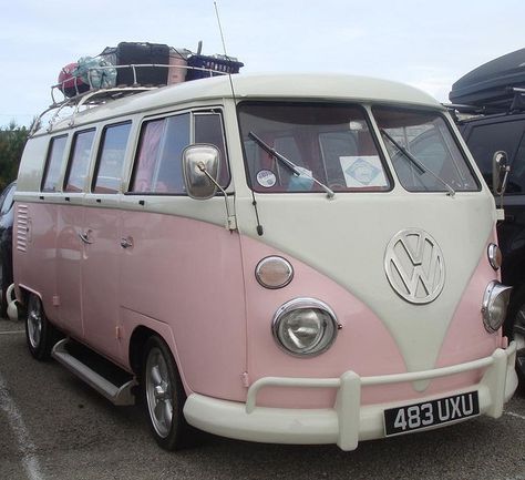 VW Camper Van by Goofys, via Flickr                                                                                                                                                     More Combi Hippie, Vw Kampeerwagens, Vw Minibus, Kombi Home, Car Things, Combi Volkswagen, Combi Vw, Vw Vintage, Vw Bugs