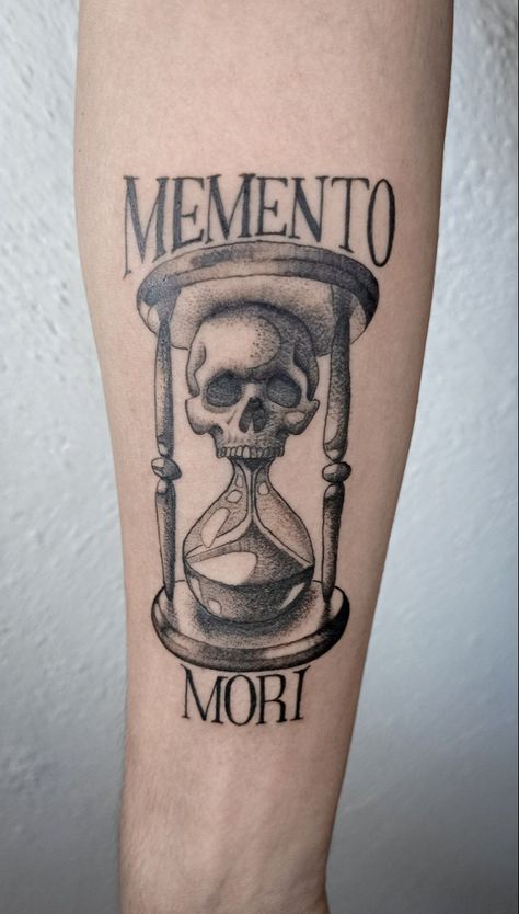 Momento Mori Tattoo, Memento Mori Tattoo Ideas, Memento Tattoo, Memento Mori Tattoo, Grim Reaper Tattoo, Hourglass Tattoo, Tattoo Prices, Tattoo For Son, Tatuaje A Color