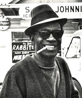 Lightnin Hopkins, Gin Bottle, Blues Musicians, Delta Blues, Blues Artists, Muddy Waters, Country Blue, Jazz Blues, Blues Music