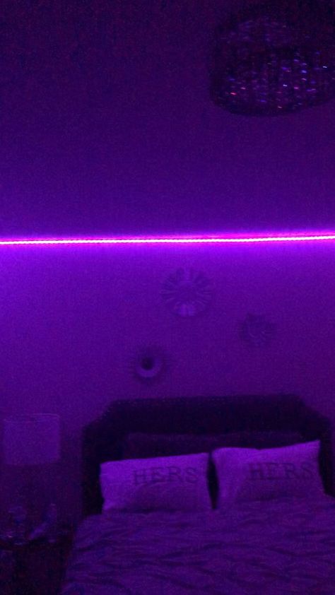 Tik Tok Led Lights Bedroom Videos, Led Lights Video, Strip Lights Bedroom, Led Strip Lights Bedroom, Bedroom Led Lights, Lights Video, Video Led, Hidden Lighting, Neon Bedroom