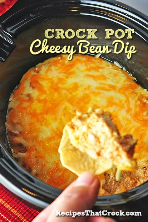 Crock Pot Cheesy Bean Dip #SlowCooker #CrockPot Cheesy Bean Dip, Apartment Entertaining, Lazy Cooking, Bean Dip Recipes, Crock Pot Dips, Packed Lunch, Bean Dip, Buffalo Chicken Dip, Crock Pot Slow Cooker