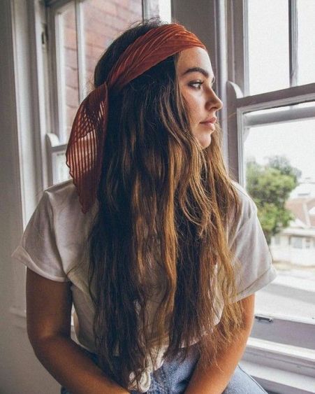 10 Creative Bohemian Hairstyles Perfect For Your Hippy Side - Society19 Hairstyles Design, 70s Hair, Hairstyles Messy, Gorgeous Hairstyles, Hippie Hair, Bohemian Hairstyles, Bandana Hairstyles, Hair Blog, Boho Design