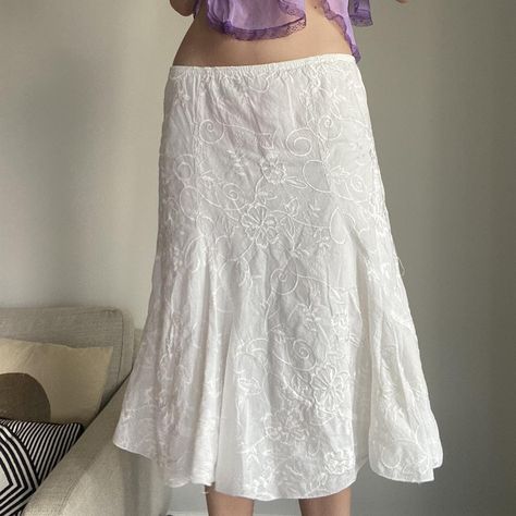 White summer skirt 🤍 Details: Monochrome white all... - Depop Maxi White Skirt, White Summer Skirt, Low Waisted Skirt, White Skirt Summer, Downtown Outfits, 2000s Outfits, Diy Clothes Design, Everyday Fashion Outfits, Lovely Clothes