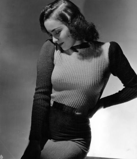 Portrait of Olivia de Havilland, circa 1940. Olivia De Havilland, Black And White, White, Black