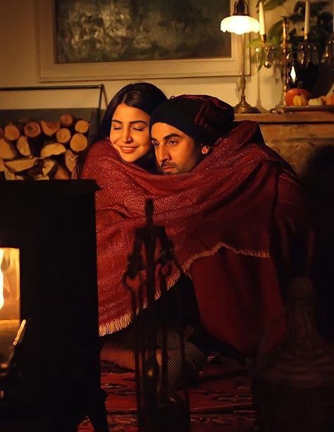 Anushka Sharma Ranbir Kapoor, Ranbir And Anushka, Ranbir Kapoor Aesthetic, Ae Dil Hai Mushkil, Ae Dil, Bollywood Wallpaper, Vintage Bollywood Aesthetic, Retro Photoshoot, Bollywood Posters