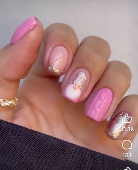 Cute Short Christmas Nails, Pink Christmas Nails, Square Press On Nails, Nail Art Tips, Acrylic Nail Kit, Cute Christmas Nails, Fake Nails With Glue, Nails Glitter, Xmas Nails