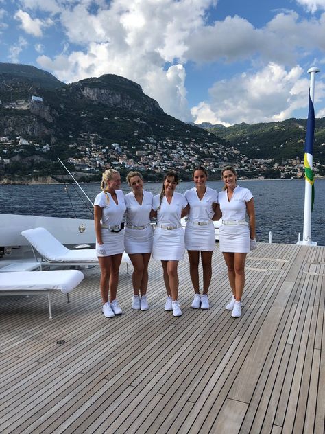 Super Yacht Stewardess, Boat Crew Uniform, Superyacht Aesthetic, Cruise Ship Job Aesthetic, Working On A Yacht Aesthetic, Yacht Crew Aesthetic, Below Deck Aesthetic, Working On A Yacht, Yachtie Aesthetic