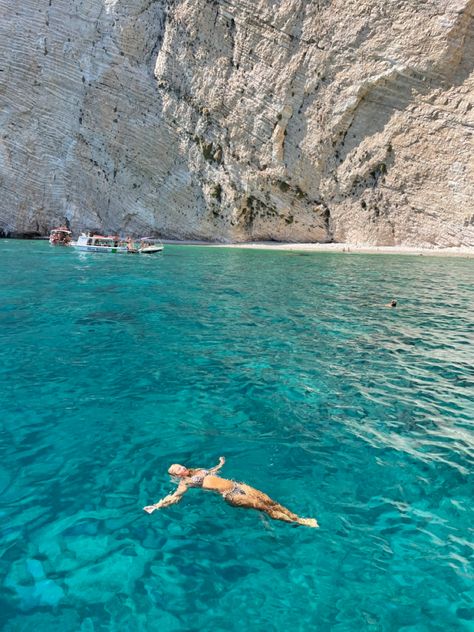 Zakynthos Aesthetic, Skiathos Greece, Gap Year Travel, Zakynthos Greece, Anatomy Quotes, Grey Anatomy, Natural Swimming Pool, Ocean Vibes, Future Travel