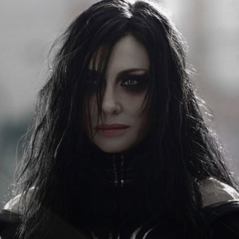 #hela #thor #loki #thorragnarok #odin #marvel #marvelcomics #marveluniverse #icon #aesthetic Marvel Hela, Female Villains, Evil Villains, Karl Urban, Woman Movie, Tessa Thompson, Anthony Hopkins, Mark Ruffalo, Walt Disney Pictures