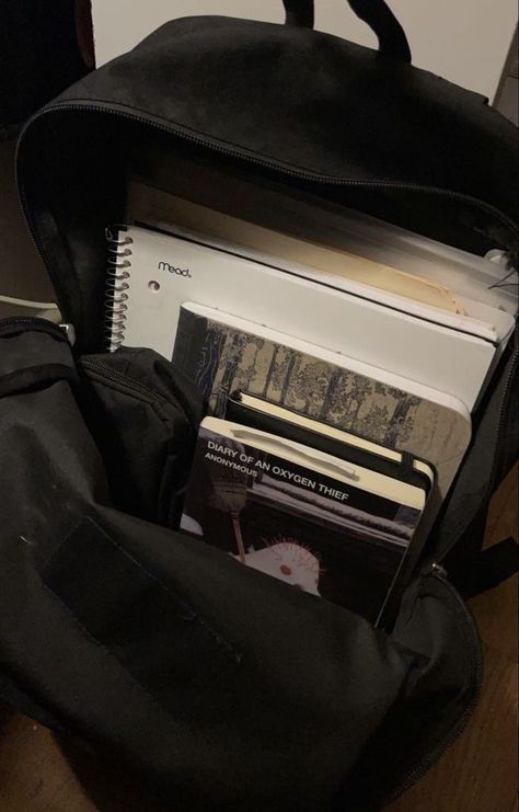 Black School Bags, Aesthetic Backpack, Academic Motivation, What In My Bag, Studying Inspo, Black And White Aesthetic, School Essentials, Study Hard, Study Time