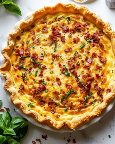 Homestyle Bacon and Cheese Quiche Filet Mignon Chorizo, Bacon And Cheese Quiche, Cheese Quiche Recipe, Savory Breakfast Recipes, Fancy Breakfast, Breakfast Quiche Recipes, Cheese Quiche, Pretty Life, Breakfast Quiche