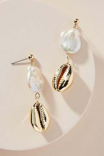 Jewelry Earings, Gallery Jewelry, Accessories Necklaces, Seashell Jewelry, The Ear, Jewelry Photography, Shell Jewelry, Women Diamond, Pearl Drop Earrings