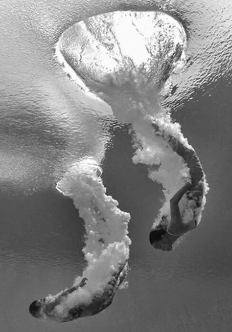 pinterest: @celjene Foto Tips, Water Photography, Foto Art, Jolie Photo, Underwater Photography, 인물 사진, Pics Art, Two People, Beautiful Photography