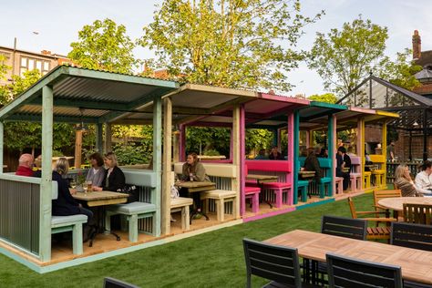 Duke Of Kent, Outdoor Restaurant Patio, Eating Outside, Rooftop Restaurant Design, Outdoor Restaurant Design, Food Park, Restaurant Patio, Cafe Shop Design, Back Porch Ideas Covered