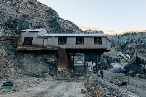 Colorado Mines, Underwater House, Old Abandoned Buildings, Mining Industry, Abandoned Town, Mining Town, Mountain Town, Abandoned Buildings, Abandoned Houses