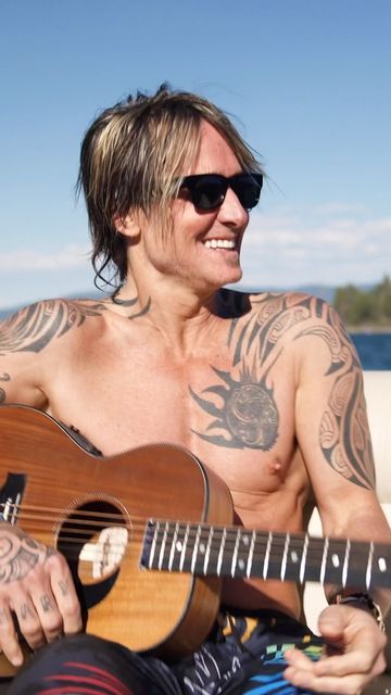 Keith Urban Videos, Keith Urban Tattoo, Keith Urban Photos, Keith Urban Shirt, Urban Pictures, Keith Urban Concert, Keith Urban Guitar, Nicole Kidman Keith Urban, Country Bands