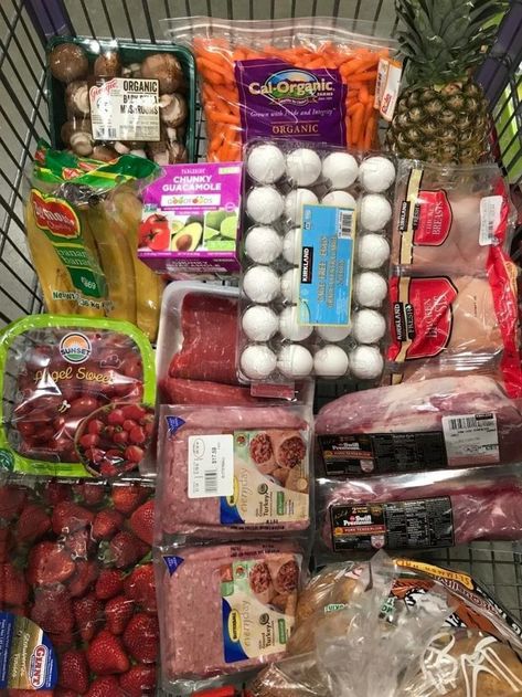 Whole30 Costco, Whole 30 Costco, Paleo Shopping List, Costco Shopping List, Eating Healthy On A Budget, Healthy Grocery Shopping, Healthy On A Budget, Costco Shopping, Grocery Foods