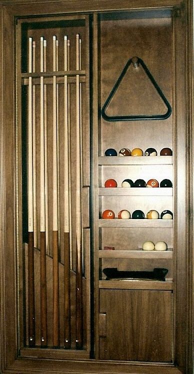 Pool cue holder