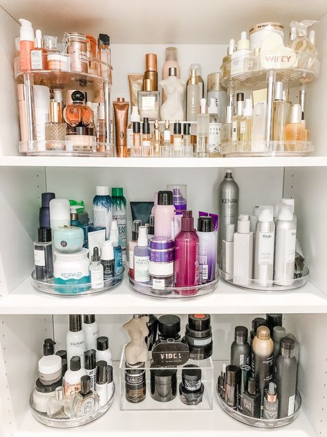 RíOrganized: Jen Atkin’s Beauty Closet — RíOrganize Bathroom Organization Hacks, Bathroom Closet Organization, Bathroom Cabinet Organization, Bathroom Closet, Beauty Organization, Beauty Storage, Personal Care Products, Home Organisation, Toiletries Organization