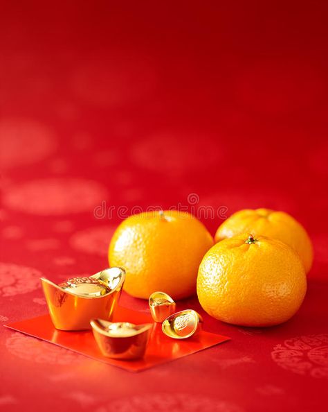 Chinese Photoshoot, Chinese New Year Pictures, Cny 2023, Chinese New Year Wishes, Chinese New Year Food, Feng Shui Art, Chinese Heritage, Orange Drinks, Fruits Drawing