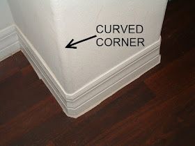 Rounded Corners On Walls, Room Molding, Trim Molding Ideas, Indoor Designs, Drywall Corners, Modern Baseboards, Trim Carpentry, Narrow Boats, Cabinet Trim